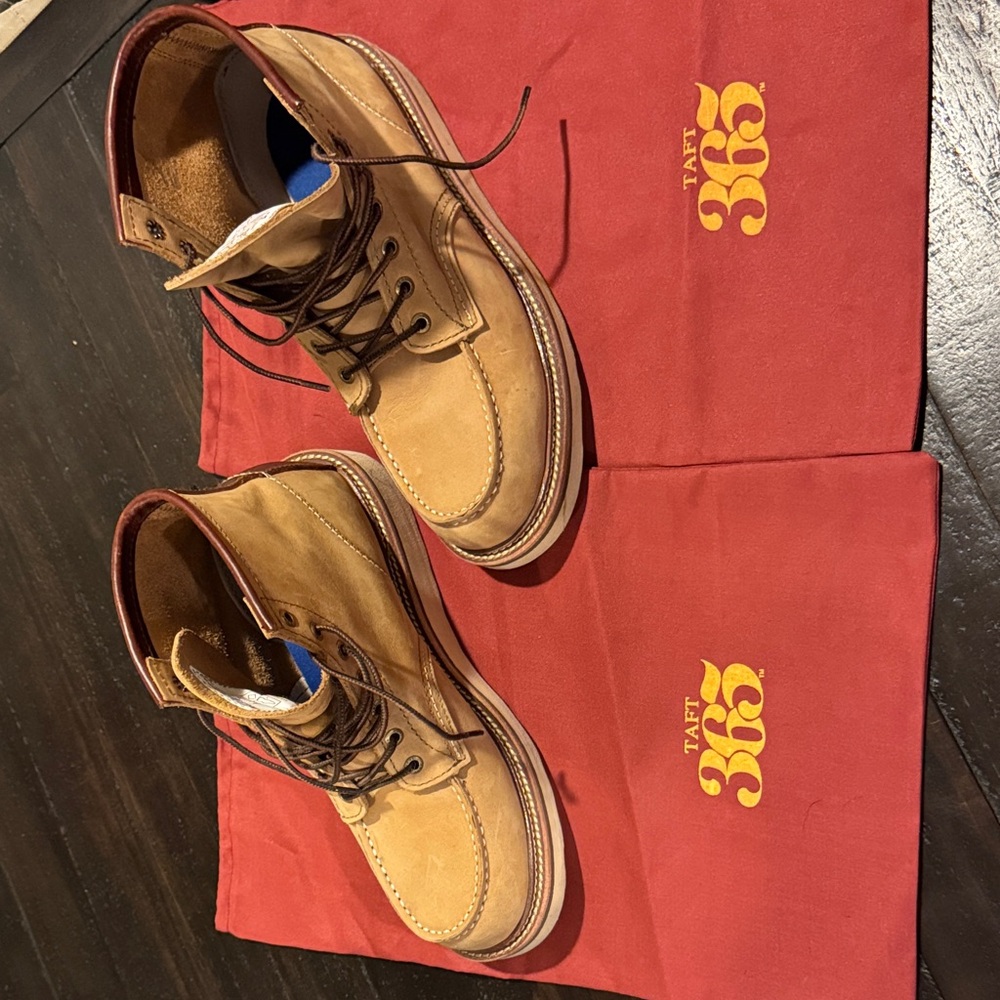 Taft Men's Light Brown Leather Boots